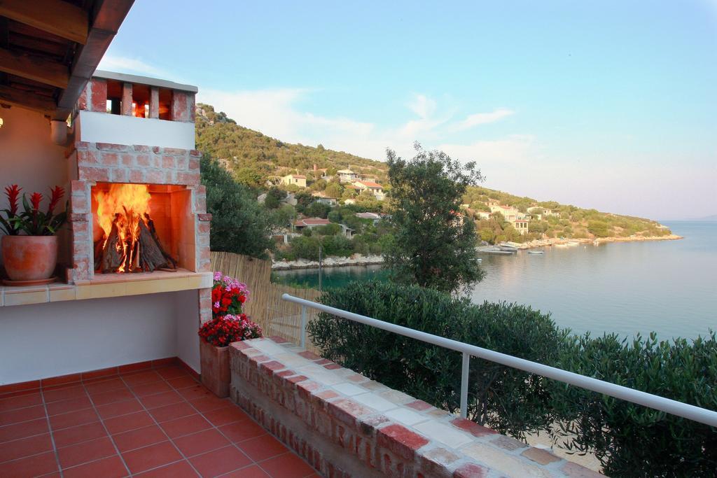 Villa Sol Vinišće Eksteriør billede