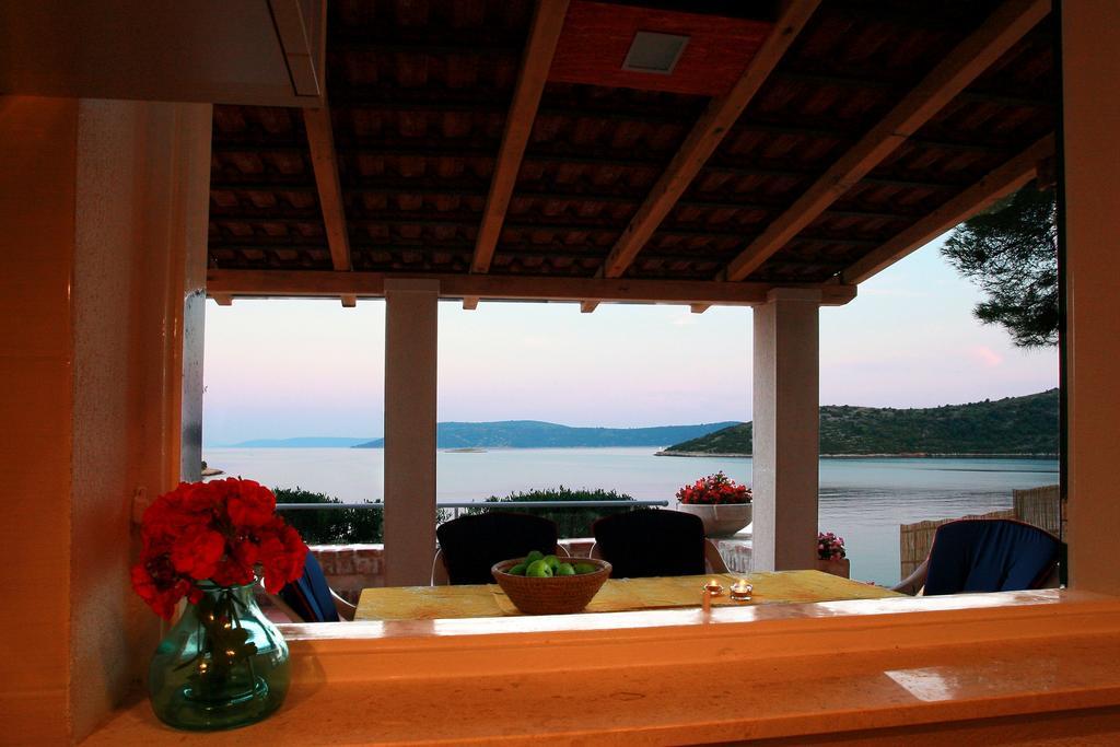Villa Sol Vinišće Eksteriør billede